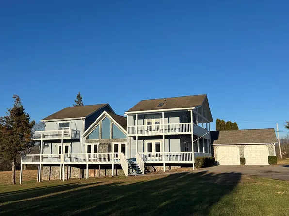 286 McCombs Rd, Murphy, NC 28906