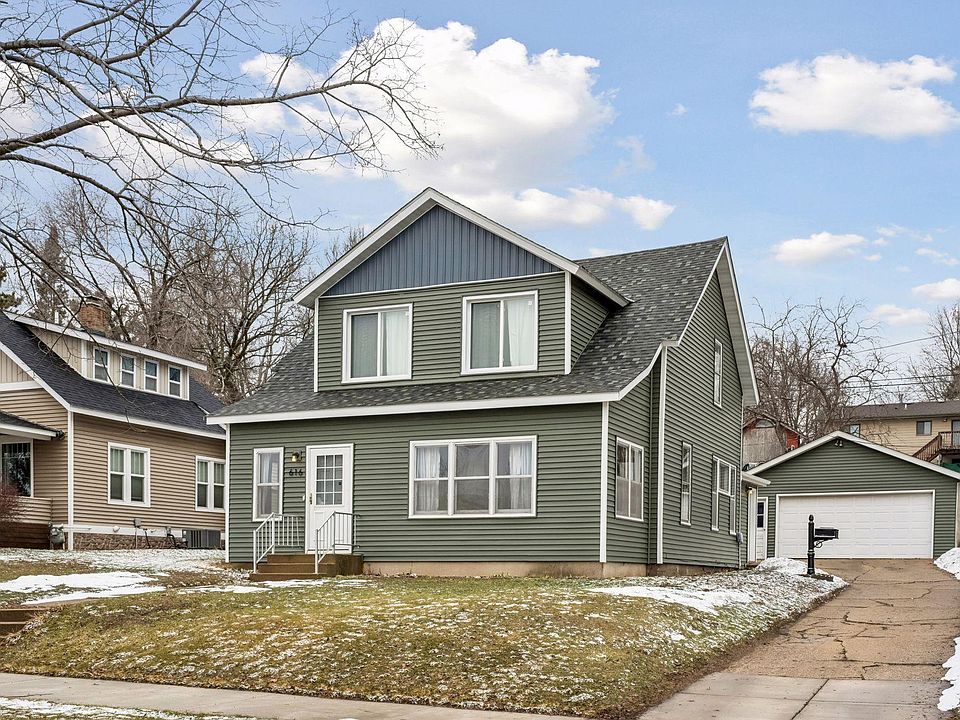 1st image of 616 2nd Ave N