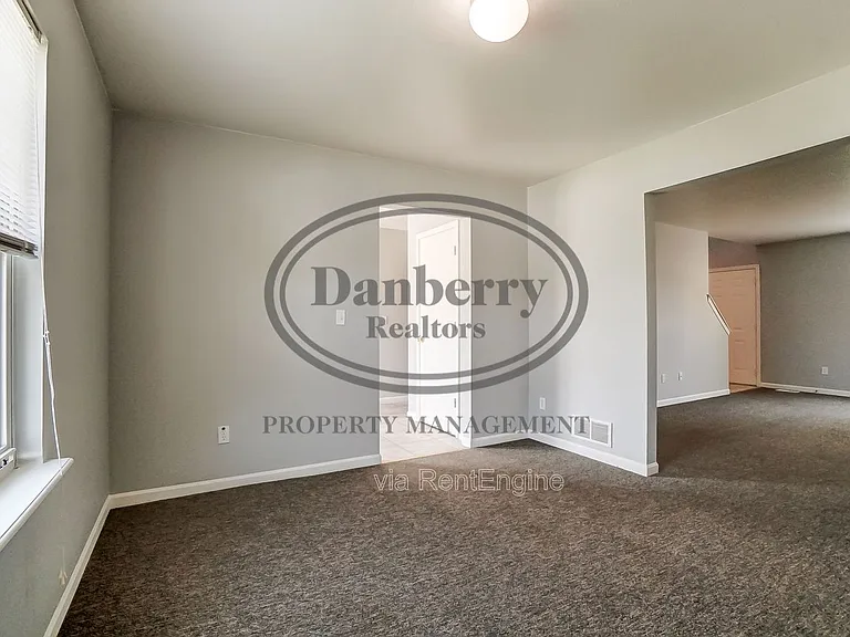 3704 Willow Run Dr — Photo 8