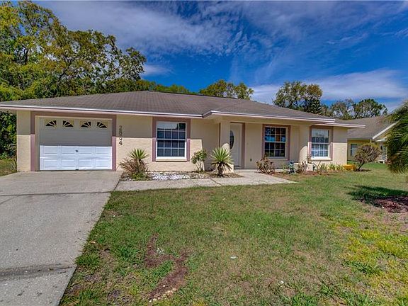 2nd image of 2864 Delrose Dr N
