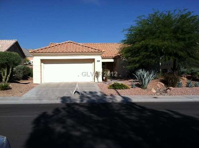 1st image of 2809 Youngdale Dr