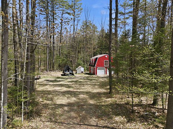 5th image of 166 Kilton Pond Road