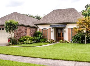 208 Greenhaven Dr, Lafayette, LA 70508