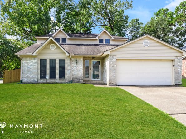 2024 Northampton Dr