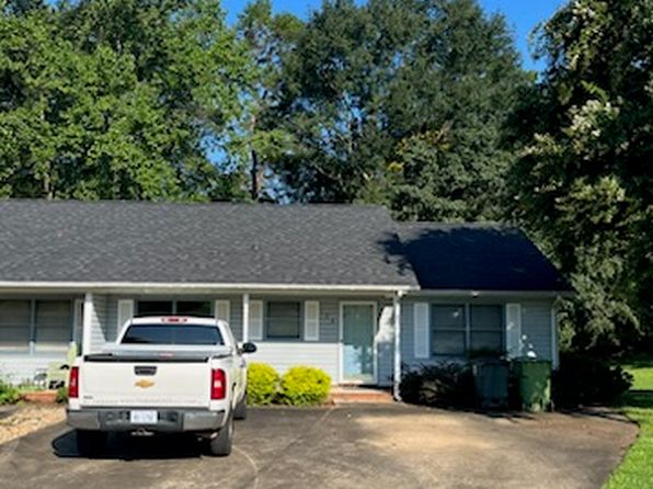 108 N College Manor Dr