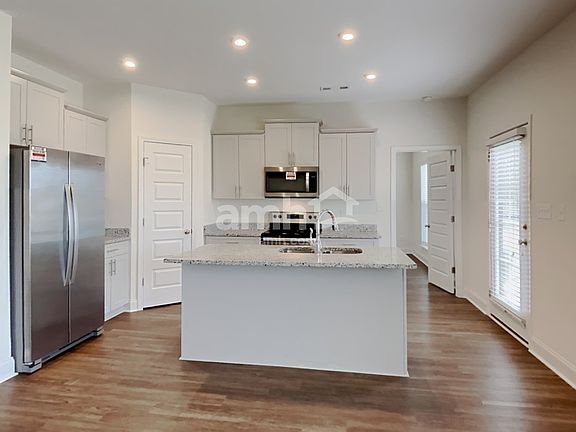 3rd image of 5134 Sunset Ridge Ln