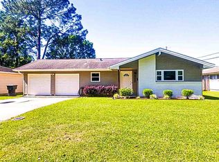 403 N 33rd St, Nederland, TX 77627
