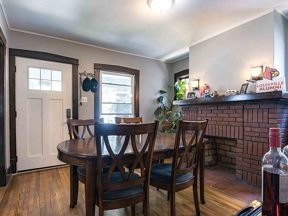 5th image of 632 Ervay Ave