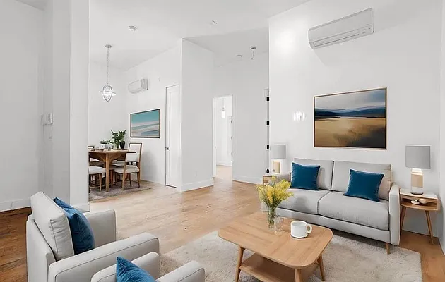 Rented by Reavis | media 21