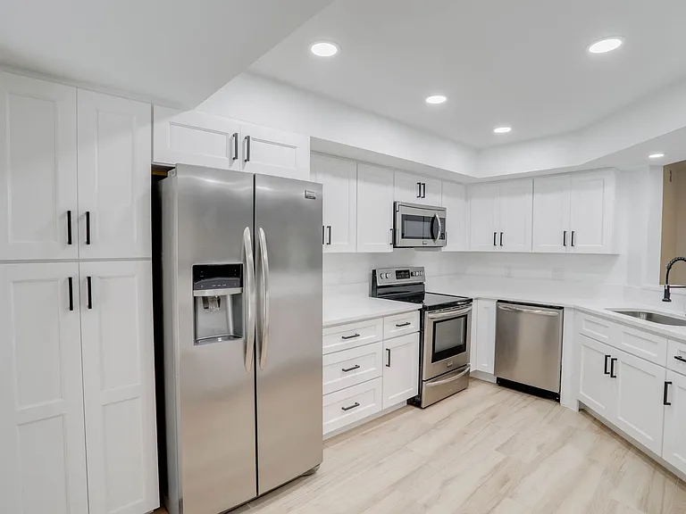 1111 Salerno Ct — Photo 4