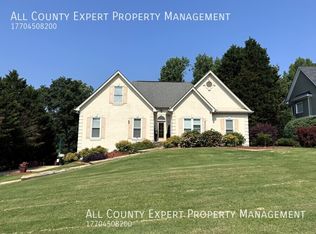 5760 Charleston Ln, Cumming, GA 30041