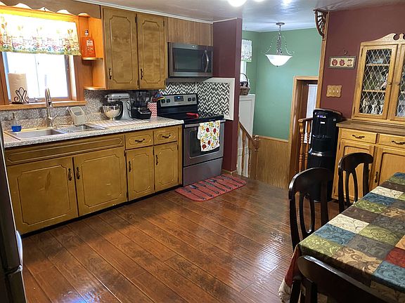 2nd image of 57814 S 8th St