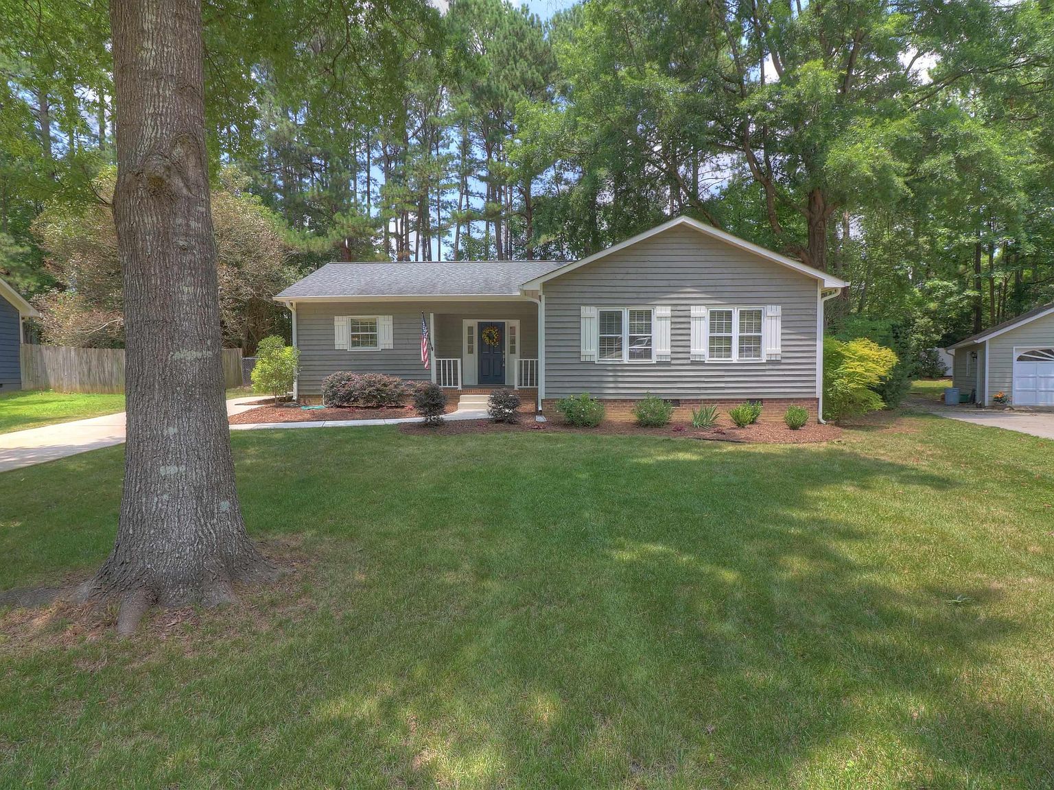 122 Loch Lomond Cir, Cary, NC 27511 Zillow