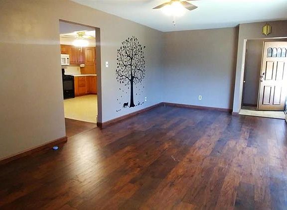2nd image of 317 Bastian Ave