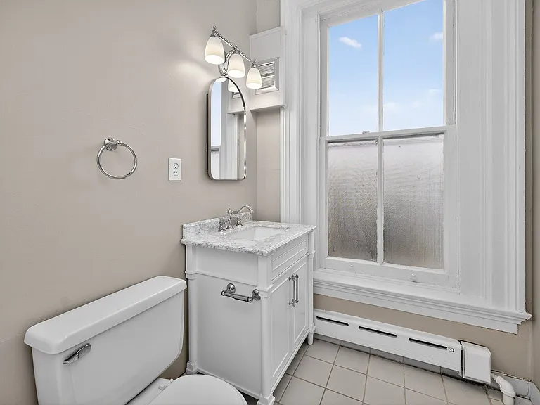 1x1 Den Bathroom 1x1 Den Bathroom