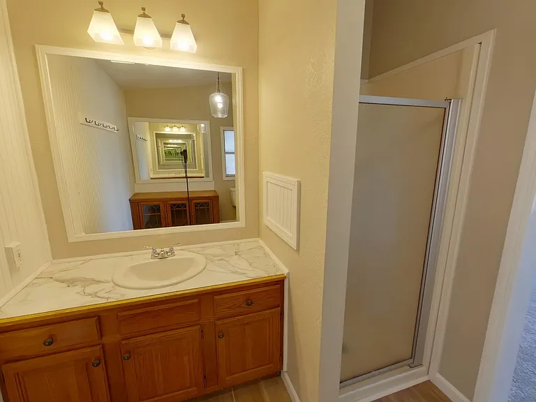 2320 E Macarthur Rd #A37 — Photo 10