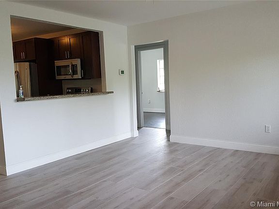 3rd image of 6029 SW 62nd Ave #0