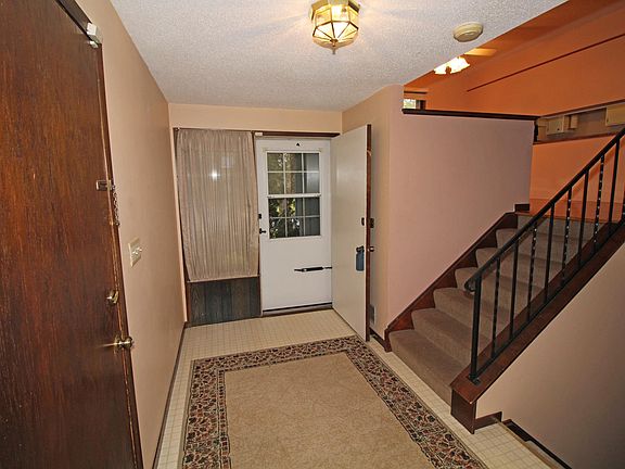 5th image of 1734 Sartell Ave