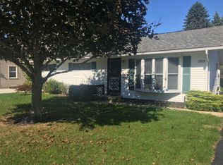 3959 Highland Dr, Mogadore, OH 44260