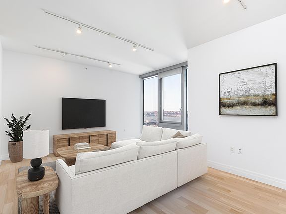 5th image of 554 54th St #25S