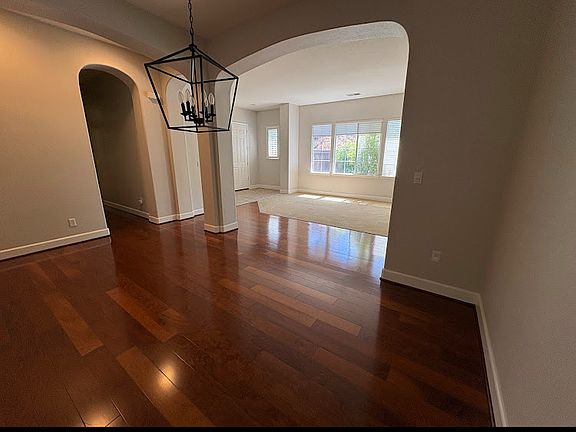 4th image of 9048 Longford Way