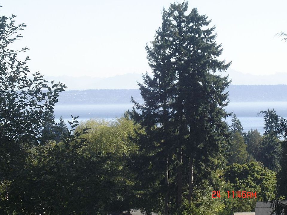 view from deck,kitchen,dining bed 1
