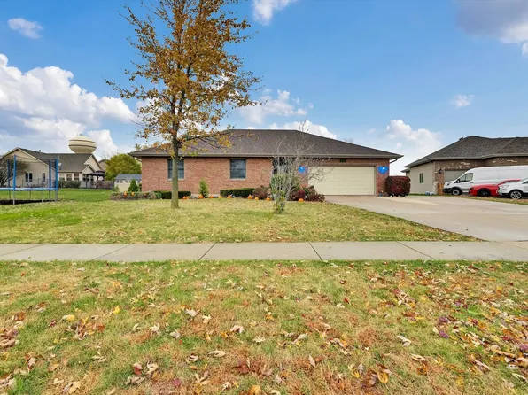 401 McCoy Ct, Minooka, IL 60447
