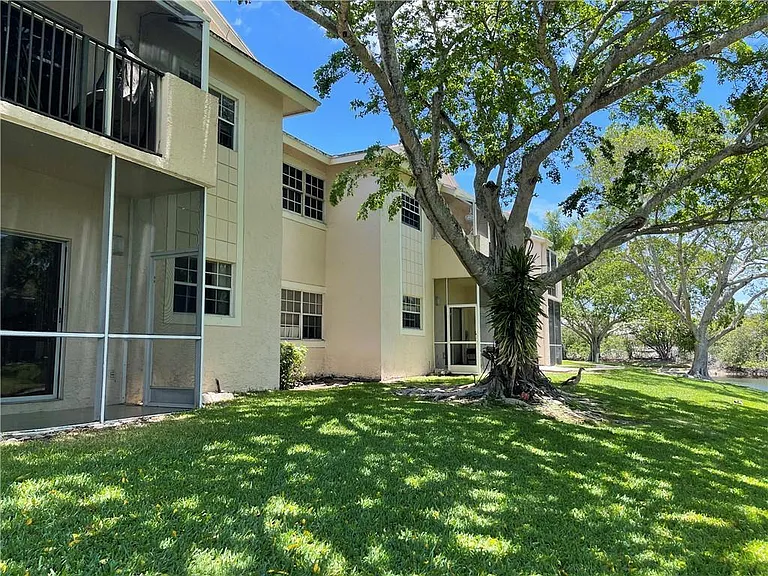 640 Cypress Club Way #J12 — Photo 2