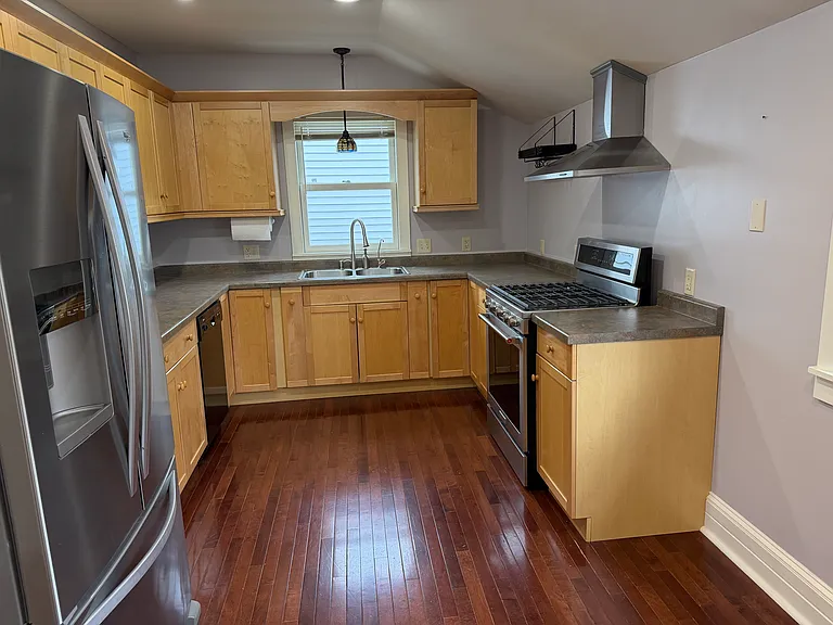 407 N Washington St — Photo 8