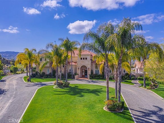 5th image of 38750 Celita Cir
