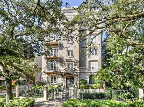 3823 Saint Charles Ave APT 4, New Orleans, LA 70115