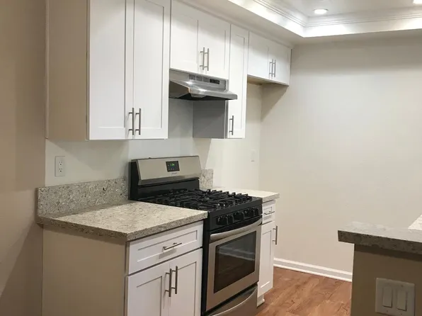 Rolling Ridge Apartments