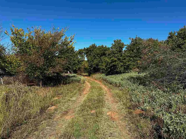 102 County Road 1530, Rush Springs, OK 73082