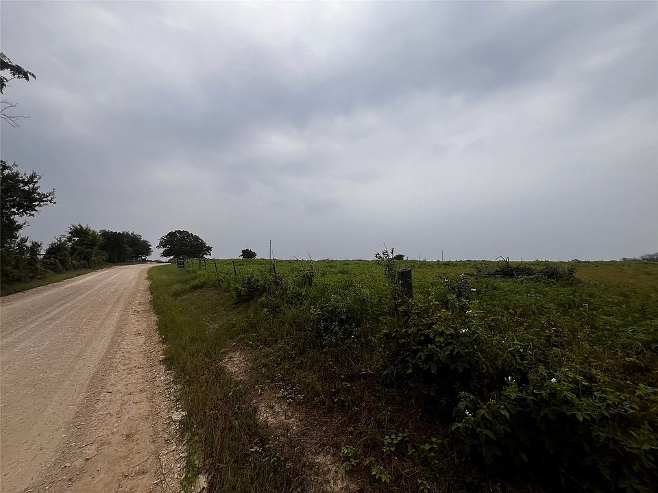 1st image of 250 County Road 388