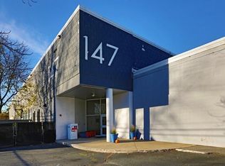 147 Sherman St #2-201, Cambridge, MA 02140 | Zillow