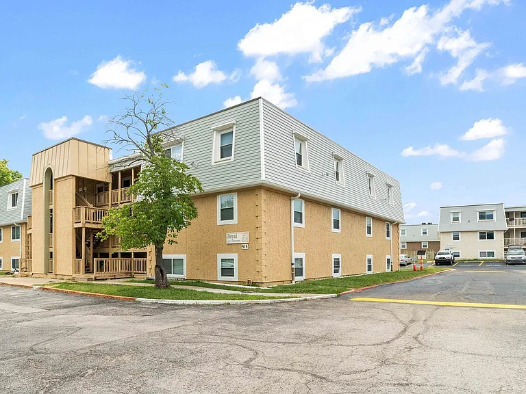 Fountainridge Apartments — Photo 48