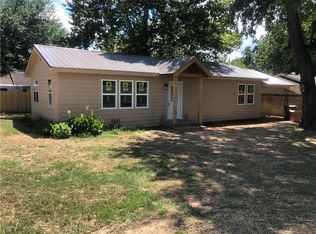 521 E 9th St, Chandler, OK 74834