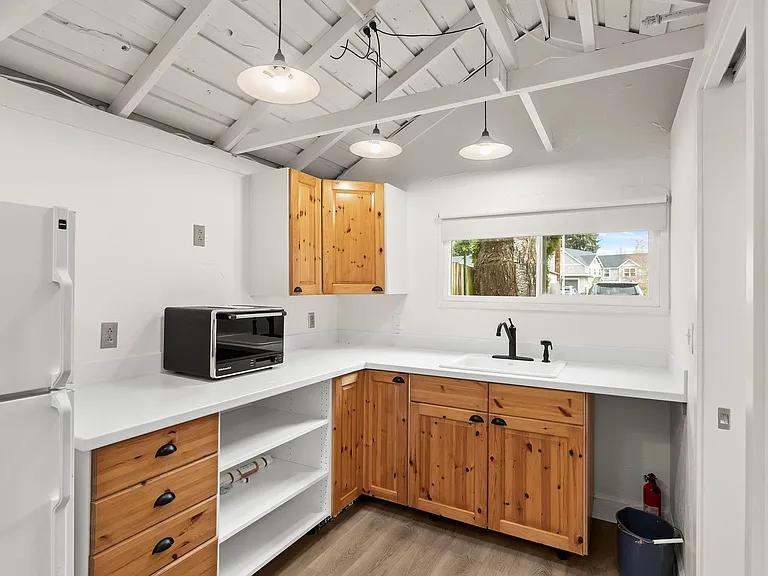1741 8th Ave #B — Photo 8