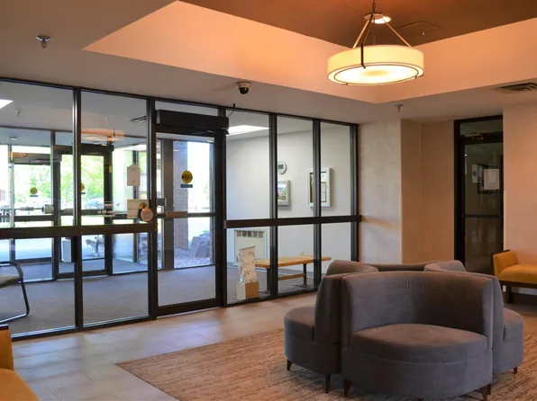 1181 Edgcumbe Rd APT 516, Saint Paul, MN 55105