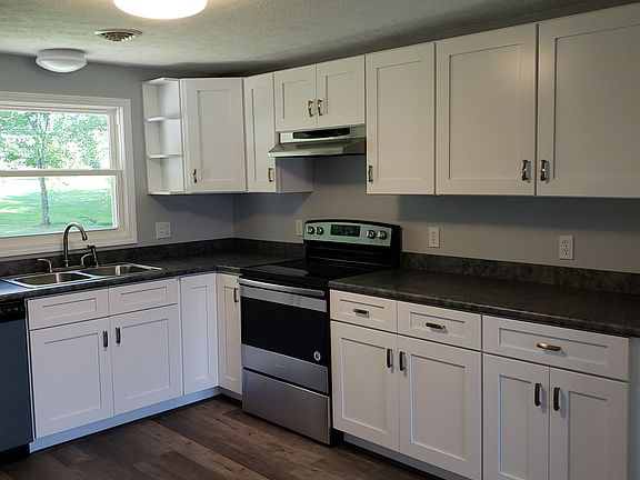 5th image of 15960 Crestview Dr