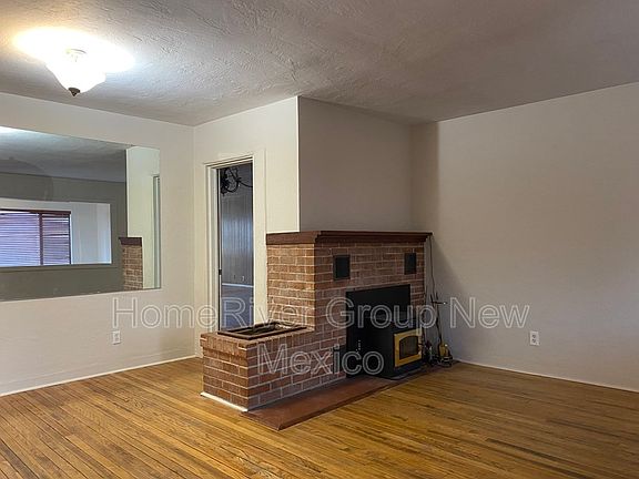 5th image of 1137 Princeton Dr NE