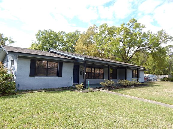 2nd image of 8140 Montasonta Ave