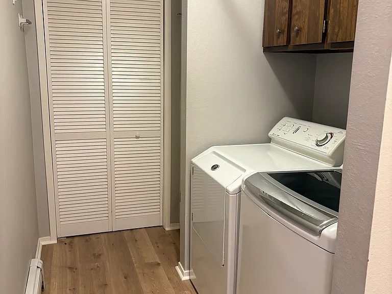 1155 Lakeside Dr #502 — Photo 16