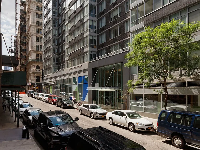 88 Leonard — Photo 26