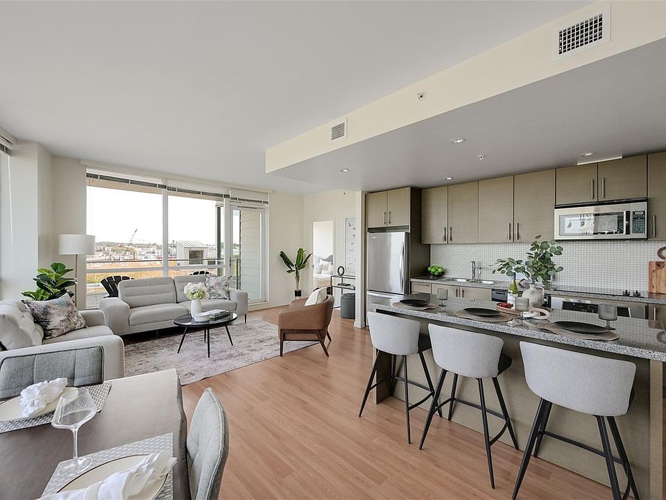 1st image of 399 Tyee Rd #406