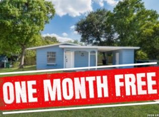 5846 Castle Lake Dr, San Antonio, TX 78218