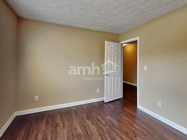 1545 Maple Pointe Ct — Photo 14