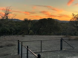 116 Poehnert Rd #214, Boerne, TX 78006