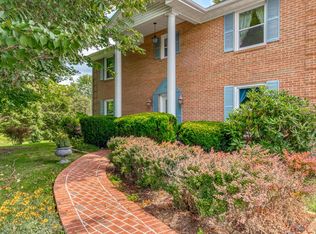 1306 Hopkins Dr, Pulaski, VA 24301