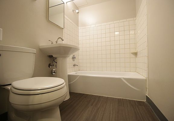 5th image of 1671 N Prospect Ave APT 504